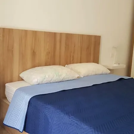 Modern Apartment- P007 *